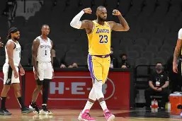 爱游戏体育-关于NBA常规赛倒计时；洛杉矶快船国际比赛日主帅复盘；细节引发关注；悬念犹存；球探报告显示潜力的信息