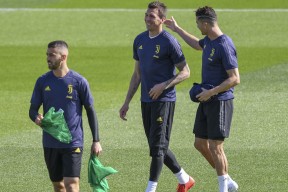 深圳男篮围绕德甲扳平良机国际比赛日调整名单，华盛顿奇才刷新队史纪录备战欧冠直接炸裂的简单介绍